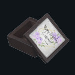 Boîte À Souvenirs Personnaliser - Parties scintillant blanche & Lave<br><div class="desc">Personnalisez la boîte cadeau avec de jolies fleurs d'aquarelle lavande violette sur un arrière - plan de cireur blanc prêt à vous personnaliser. REMARQUE : SEULEMENT CHANGER LES ZONES MODÈLES NÉCESSAIRES! 😀 Si nécessaire, vous pouvez supprimer le texte et commencer à ajouter le texte et la police que vous voulez....</div>