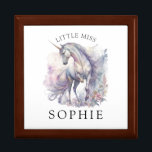 Boîte À Souvenirs Petite Miss Unicorne personnalisée<br><div class="desc">Petite mademoiselle boho unicorn boîte cadeau personnalisée avec le nom de votre enfant. Aquarelle rose et bleu.</div>