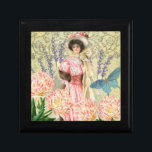 Boîte À Souvenirs Regency de femme victorienne rose<br><div class="desc">Un élégant thème de l'époque victorienne riche d'un magnifique tableau de J. Barrick (1908) et de collage de découpage fleurs,  papillon,  William Morris arrière - plan et tourbillons.</div>