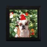 Boîte À Souvenirs Santa Hat Bulldog Christmas Tree Snowman boîte cad<br><div class="desc">Mignonne photo Bulldog avec boîte cadeau de Noël Tree Snowman en arrière - plan. Un cadeau parfait pour Noël !</div>