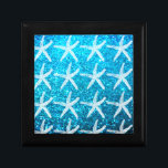 Boîte À Souvenirs Starfish Plage Motif Glitterie Côtière Blue Cute<br><div class="desc">Conçu avec des motifs d'étoiles de mer en arrière - plan bleu étincelant!</div>