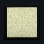 Boîte À Souvenirs William Morris Borge Mariage Soft Green<br><div class="desc">Ce magnifique motif d'époque est inspiré du papier peint William Morris Borage,  qui date du milieu des années 1800. Un beau motif pour des cadeaux doux et beaux,  des mariages traditionnels et des célébrations,  c'est subtil et magnifique.</div>