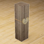 Boite à vin personnalisée Bois rustique Clôture Co<br><div class="desc">Boite à vin personnalisée pour enregistrer la date, la réception de mariage ou comme cadeaux de remerciement. COULEUR SELECTION : Correspondance Fête des mariées papier à lettres d'invitation de la partie. Ce design est composé de tanins, crème et marron. DESIGN : L'oeuvre de cet invitation élégant, informel et rustique de...</div>
