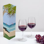 Boite Cadeau Pour Bouteille De Vin Aile surfeurs à huile Pandanus Tree à la plage<br><div class="desc">Ce design apporte des vibes de plage calmes avec vue sur les surfeurs de feuille d'aile,  sous le pandanus tree.</div>
