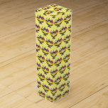 Boite Cadeau Pour Bouteille De Vin Banana Split Ice Cream Sundae Dessert Scoop Shop<br><div class="desc">Le design présente une illustration originale d'une crème glacée coupée en banane, avec des bananes tranchées, des boules de vanille, du chocolat et de la crème glacée à la fraise, du fudge chaud, du mallow, de la sauce à la fraise, de la crème fouettée et une cerise sur le dessus....</div>
