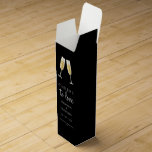 Boite Cadeau Pour Bouteille De Vin Bravo pour aimer le Mariage de pain au champagne W<br><div class="desc">Ces boîtes-cadeaux Cheers to Love, modernes et élégantes, de couleur noire classique pour les mariages, anniversaires, fêtes de fiançailles, fêtes de bachelorette, et autres événements spéciaux présentent deux verres de champagne pétillants dans un toast à l'amour pour un mariage ou un anniversaire de mariage. Personnalisez cet article avec vos prénoms,...</div>