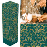 Boite Cadeau Pour Bouteille De Vin Cadeau de Noël personnalisé Flocon de neige vert o<br><div class="desc">Ajoutez le facteur wow à votre bouteille de vin ou de champagne avec une boîte cadeau personnalisée! Cette élégante décoration sur le thème de l'hiver porte les mots "Joyeux Noël" et peut être personnalisée avec le nom du récipiendaire ou un nom de famille et l'année des fêtes. Un motif élégant...</div>