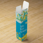 Boite Cadeau Pour Bouteille De Vin Éclairages de boîte à vin Lattes Chanukah<br><div class="desc">Personnalisez en ajoutant votre propre message n'importe où sur la boîte à vin. Utilisez votre police, votre couleur et votre style préférés. Merci de vous être arrêté et de faire du shopping. Votre entreprise est grandement appréciée. Bon appétit ! Chag Chanukah/Hanoukka ! ! ! ! Style : Vin boîte cadeau...</div>