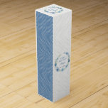 Boite Cadeau Pour Bouteille De Vin Elégant Floral Bleu Joyeux anniversaire<br><div class="desc">Elégante couronne florale bleue "Joyeux anniversaire" design.</div>