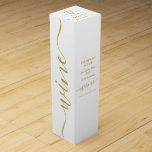 Boite Cadeau Pour Bouteille De Vin Script simple - Blanc et Or<br><div class="desc">Script Simple - Boîte À Vins Blanc & Or Par Le Magasin Carte de visite.</div>