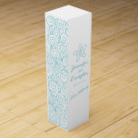 Boite Cadeau Pour Bouteille De Vin Vin mariage vin personnalisé étoile de mer boîte à<br><div class="desc">Dessin graphique d'étoiles de mer / étoiles de mer avec boîte à vin à vague tourbillonnante. Design moderne de mariage de plage partie de l'étoile de mer tourbillonne mariage stationnaire set. Idéal pour donner du vin à vos invités lors d'un mariage sur la plage, d'une douche nuptiale ou d'un dîner...</div>