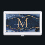 Boîtier Pour Cartes De Visite Chic Marine Blue Gold Agate Geode Feminine Monogra<br><div class="desc">Glam Moderne Marine Bleu Parties scintillant or étincelant Agate Géode pierre Élégante Feminine Monogramme Nom du script Affaires Carte</div>