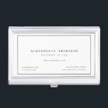 Boîtier Pour Cartes De Visite Coque de carte professionnelle minimaliste pour av<br><div class="desc">Ce coque carte de visite simple et minimaliste présente votre nom et votre titre en noir avec une fine bordure noire sur arrière - plan blanc. Personnalisez-le selon vos besoins. Parfait pour les cadres, les comptables, les avocats, les agents immobiliers, les analystes financiers, les consultants, les graphistes, les écrivains, les...</div>