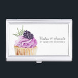 Boîtier Pour Cartes De Visite Cupcake Pâtisserie Chef Boulangerie Carte de visit<br><div class="desc">Un mignon cupcake au gel violet et un mûrier sur le dessus décorent ce coque carte de visite de boulangerie. Personnalisez-le avec votre nom et votre entreprise. Conçu pour vous par Blackberry Boulevard.</div>