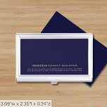 Boîtier Pour Cartes De Visite Dossier de carte de visite bleu marine<br><div class="desc">Améliorez votre jeu de réseautage avec ce coque carte de visite élégant et professionnel. Les arrière - plans bleus de la marine et la typographie dorée dans les tiers inférieurs ajoutent une touche de sophistication à vos interactions commerciales. Restez organisé et faites une impression durable avec cet accessoire élégant.</div>
