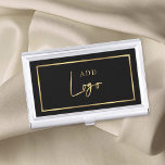Boîtier Pour Cartes De Visite Élégant Logo Noir & Or Chic Simple<br><div class="desc">Affichez vos cartes de visite dans le style grâce à ce design élégant de coque carte de visite noir et faux or. Avec espace pour votre logo sur un arrière - plan noir avec une bordure couleur or. Parfait pour stocker et entretenir vos cartes de visite sur le pouce.</div>