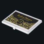 Boîtier Pour Cartes De Visite Elégant noir & or Vintage de Damas florales<br><div class="desc">Elégant noir et or vintage tourbillons ornés cadre et vintages damas floraux dans les tons noir et or. Disponible sur d'autres produits. Initiales personnalisées à l'avant. Il s'agit d'un modèle et il est entièrement personnalisable.</div>