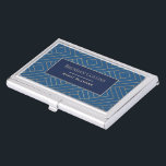 Boîtier Pour Cartes De Visite Elégant Royal Blue Gold Abstrait géométrique<br><div class="desc">Coque carte de visite élégant et professionnel en bleu et or.</div>
