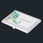 Boîtier Pour Cartes De Visite Eléphant floral rétro coloré et Damas blanches<br><div class="desc">Colorful retro flowers in a shape of an elephant over white vintage floral damasks. Modèle Fully customizable business card.</div>