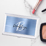 Boîtier Pour Cartes De Visite Glam Bleu Métal brossé Noir Blanc Monogramme<br><div class="desc">Ce coque carte de visite moderne branché est doté d'un monogramme et d'un prénom en noir et blanc sur un arrière - plan en métal brossé bleu élégant.</div>