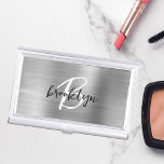 Boîtier Pour Cartes De Visite Glam Silver Métal brossé Noir Blanc Monogramme<br><div class="desc">Ce coque carte de visite moderne branché est doté d'un monogramme et d'un prénom en noir et blanc sur un arrière - plan en métal brossé en argent élégant.</div>