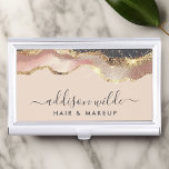 Boîtier Pour Cartes De Visite Gris Rose Et Or Élégant Script Moderne<br><div class="desc">Faites une déclaration avec ce Blush Pink Grey et Gold Elegant Modern Script Business Card Case. Le mélange sophistiqué de rose vif, de gris muet et d'or chatoyant crée un look luxueux et moderne. Ce design chic est parfait pour les professionnels qui veulent porter leurs cartes de visite dans le...</div>