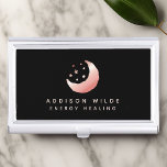 Boîtier Pour Cartes De Visite Logo des étoiles célestes du croissant d'or Rose<br><div class="desc">Rose Celestial Gold Crescent Moon Stars Logo Business Card Case. Cet élégant design d'affaires moderne et branché présente une lune et des étoiles sur un arrière - plan noir solide. Personnalisez ce design personnalisé avec vos propres détails.</div>