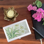 Boîtier Pour Cartes De Visite Lys blancs<br><div class="desc">White Lily est une peinture brosse de style "gongbi" chinois traditionnel. Aquarelle et encre sur papier de riz. Le lis est appelé 百 合 en chinois, qui est prononcé băi hé, qui a la signification symbolique de "union heureuse pendant cent ans". Le lys est la fleur d'amour en Chine, donc...</div>