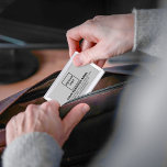 Boîtier Pour Cartes De Visite Marque d'affaires grise sur le boîtier de carte d'<br><div class="desc">Marque d'affaires grise sur coque carte de visite personnalisable. Customisez-le en téléchargeant votre logo d'entreprise et en tapant le nom, l'adresse, le numéro de téléphone, le courriel et le site Web ou la page de médias sociaux de votre entreprise. Customisez-le pour annoncer votre entreprise ou pour promouvoir votre marque auprès...</div>