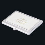 Boîtier Pour Cartes De Visite Monogram or gray | Minimaliste Elegant Moderne<br><div class="desc">Un design simple et élégant monogramme personnalisé dans une typographie dorée moderne minimaliste sur un élégant arrière - plan doux taupe gris. Les initiales et le nom du monogramme peuvent facilement être personnalisés avec la ligne de fonction pour rendre un design aussi unique que vous êtes! Le cadeau sur mesure...</div>