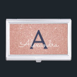 Boîtier Pour Cartes De Visite Monogramme d'étincelle de parties scintillantes de<br><div class="desc">Rougissent des parties scintillantes de Faux de bleu marine d'or et de rose de rose et miroitent porte-cartes de carte de visite élégant de monogramme. Ce porte-cartes de carte de visite peut être customisé pour inclure votre initiale et prénom.</div>
