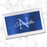 Boîtier Pour Cartes De Visite Monogramme d'huile métallique Faux Bleu de la Mari<br><div class="desc">Créez votre propre coque carte de visite minimaliste moderne monogrammé bleu clair et blanc. Script de style monoline moderne pour son nom sur une police monogramme de style plus classique. L'arrière - plan présente une feuille de style métal brossé à l'ombre de marine et un faux bleu royal qui s'imprime...</div>