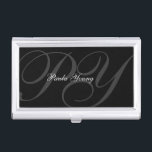 Boîtier Pour Cartes De Visite Monogramme moderne personnalisé 2<br><div class="desc">Un design très simple mais élégant. Modifiez les initiales volumineuses en vos propres initiales. Toutes les polices et les couleurs peuvent être changées selon vos goûts.</div>