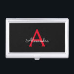 Boîtier Pour Cartes De Visite Nom du monogramme rouge noir de la fille<br><div class="desc">Noir et Rouge Simple Script Monogramme Nom Titulaire de carte de visite. Cela rend le cadeau parfait pour 16 ans,  mariage,  douche nuptiale,  anniversaire,  baby shower ou bachelorette pour quelqu'un qui aime le luxe glam et les styles chic.</div>