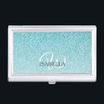 Boîtier Pour Cartes De Visite Parties scintillant bleue personnalisée Nom Ombre<br><div class="desc">Design chic imitation parties scintillant bleue avec l'effet ombre, la parties scintillant bleue se détache sur un arrière - plan blanc. Vous pouvez personnaliser cette élégante pochette d'ordinateur portable avec votre nom et monogramme ou autre texte. Coque carte de visite cadeau personnalisé parfait. Conçu exclusivement pour vous par Happy Dolphin...</div>
