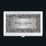 Boîtier Pour Cartes De Visite Parties scintillant Confetti Argent Imprimer | Nom<br><div class="desc">Professional & Beautiful Business Card Holders dans une impression de confettis de style argent glamour. REMARQUE : SEULEMENT CHANGER LES ZONES MODÈLES NÉCESSAIRES! 😀 Si nécessaire, vous pouvez supprimer le texte et commencer à ajouter le texte et la police que vous voulez. 📌 Si vous avez besoin d'une personnalisation plus...</div>
