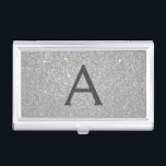 Boîtier Pour Cartes De Visite Parties scintillant d'argent et monogramme étincel<br><div class="desc">Parties scintillant Argent Faux et Titulaire Élégant de carte d'affaires Monogram Sparkle. Ce détenteur de carte de visite peut être customisé pour inclure votre nom initial et prénom.</div>