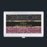 Boîtier Pour Cartes De Visite Parties scintillant rose en or et Damas noir<br><div class="desc">Boîtes de cartes d'affaires - Avec une Parties scintillant Rose Gold Faux et Black Damask Design prêt pour vous à personnaliser. Remarque : Toutes les zones de modèle n'ont pas besoin d'être modifiées. 📌 Si vous avez besoin d'une personnalisation plus poussée, cliquez sur le bouton "Cliquez pour Customiser plus loin"...</div>