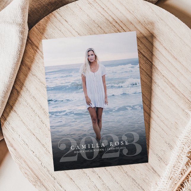 Bold Elegance 2023 Graduation Photo Faire-part (Créateur téléchargé)