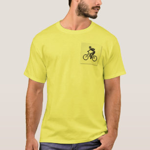 Bon T-shirt à enfiler pour une balade à vélo.