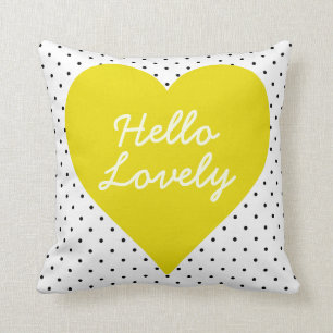 Bonjour beau coussin de coeur de point de polka