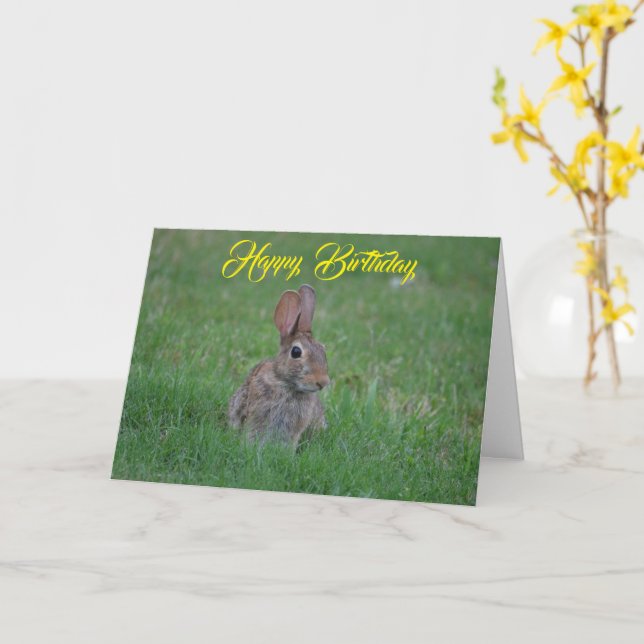 Bonne carte de lapin d'anniversaire (Fleur jaune)