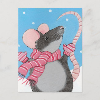 Bonne souris dans la carte postale Festive de neig