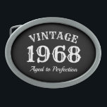 Boucle De Ceinture Ovale Cru 1968 âgé au cinquantième anniversaire de<br><div class="desc">Le cru 1968 a vieilli à la cinquantième boucle de ceinture d'anniversaire de perfection. Refroidissez la ciquantième idée de cadeau d'anniversaire pour les hommes et des femmes. Conception noire et blanche de modèle de typographie. Citation humoristique pour au-dessus de la colline cinquante ans. Présent drôle pendant le papa, le père,...</div>