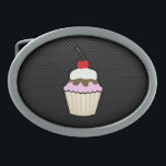 Boucle De Ceinture Ovale Cupcake élégant<br><div class="desc">Vous aimerez cette élégante pâtisserie en fibre de carbone noire pâtisseries cupcake cupcakes boulangerie "pâtisserie chef" design. Idéal pour les cadeaux ! Disponible sur les tee - shirts, les boîtiers de smartphones, les mousepads, les porte - clés, les affiches, les cartes, les couvertures électroniques, les manches d'ordinateur portable / carnet,...</div>