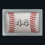 Boucle De Ceinture Rectangulaire Baseball avec numéro personnalisable<br><div class="desc">Photo macro d'un Baseball flambant neuf avec couture rouge. Un cadeau parfait pour les amateurs de baseball ou de softball.</div>