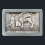 Boucle De Ceinture Rectangulaire Le lion à ailes de la marque de saint<br><div class="desc">Le lion à ailes de la marque de saint est placé au-dessus de l'entrée du Palais des Doges faisant face au carré de marque de saint de Venise,  Italie.</div>
