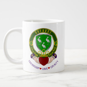 Bouclier irlandais d'Ahearne avec Mug de café géan