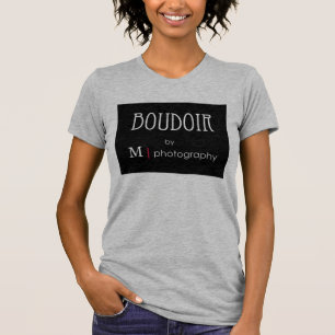 Boudoir par le T-shirt des dames de photographie