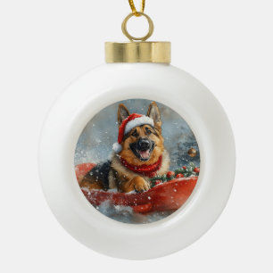 Boule En Céramique Chien Berger Allemand en traîneau neige Noël